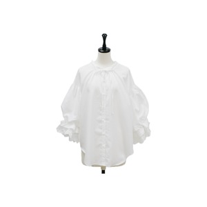 Petit ribbon volume sleeve blouse