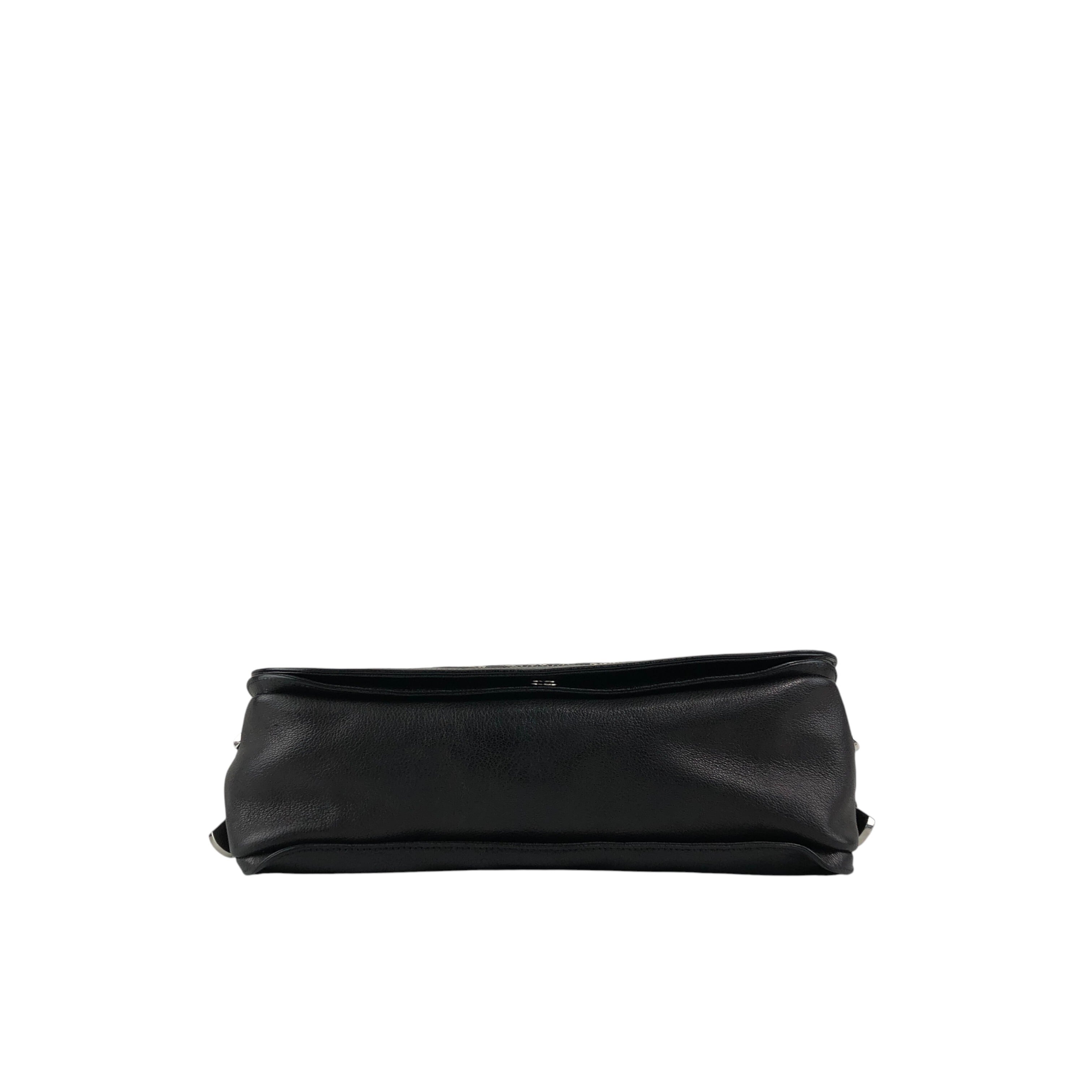 LOEWE ロエベ ショルダーバッグ ブラック アナグラム スタッズ レザー