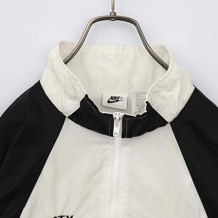NIKE ナイキ バスケ ロゴ刺繍ナイロンジャケット 2XL ホワイト 白 黒 | fuufu powered by BASE
