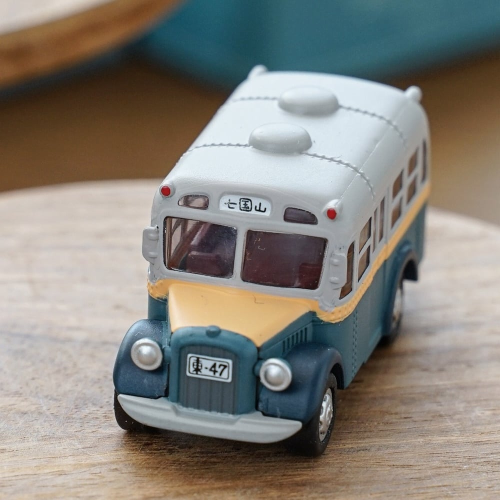 NEW】となりのトトロ プルバックキーホルダー ボンネットバス（9492