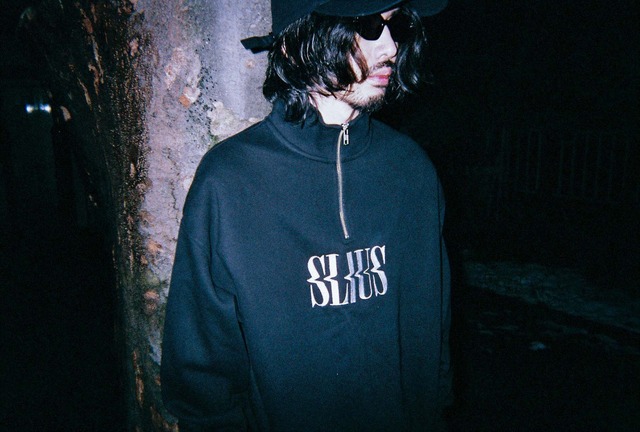 [HALF ZIP SWEAT SHIRT]