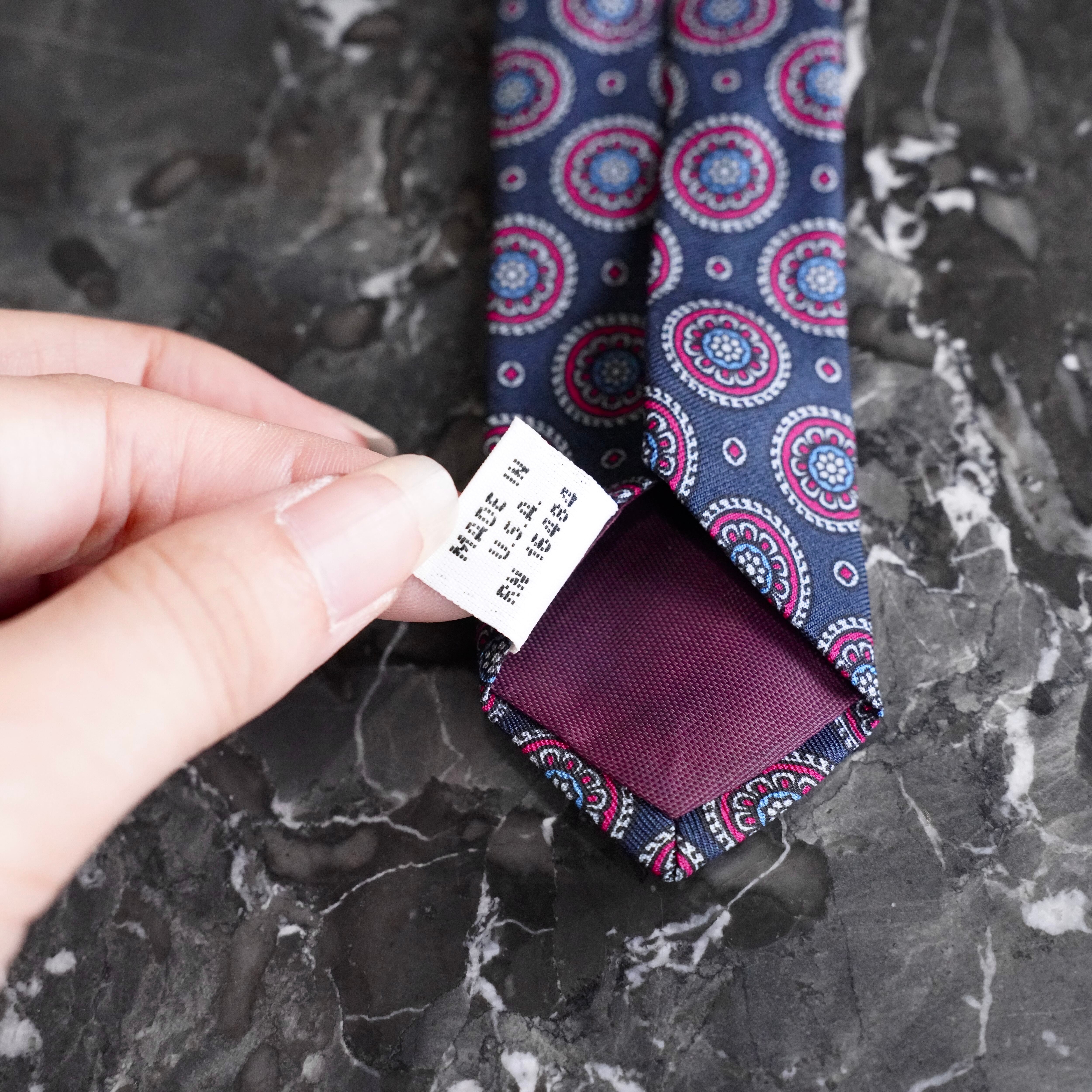 USA VINTAGE GANT FINE PATTERNED SILK TIE MADE IN USA/アメリカ古着
