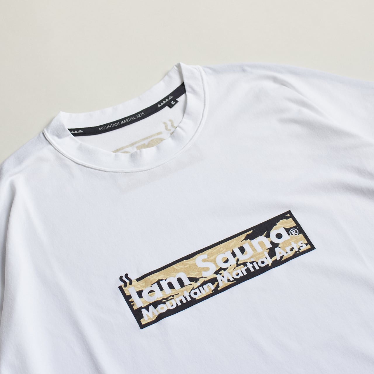 MMA（マウンテンマーシャルアーツ）MMA I am Sauna Camo Logo Tee