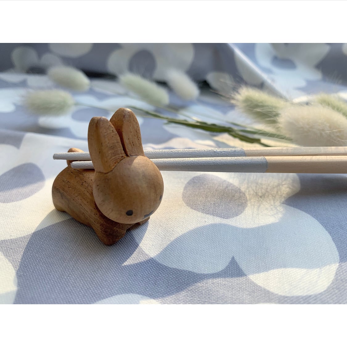 ディック・ブルーナ 木製箸置き うさぎ(茶) | 暮らし道具と服のお店 Zoo