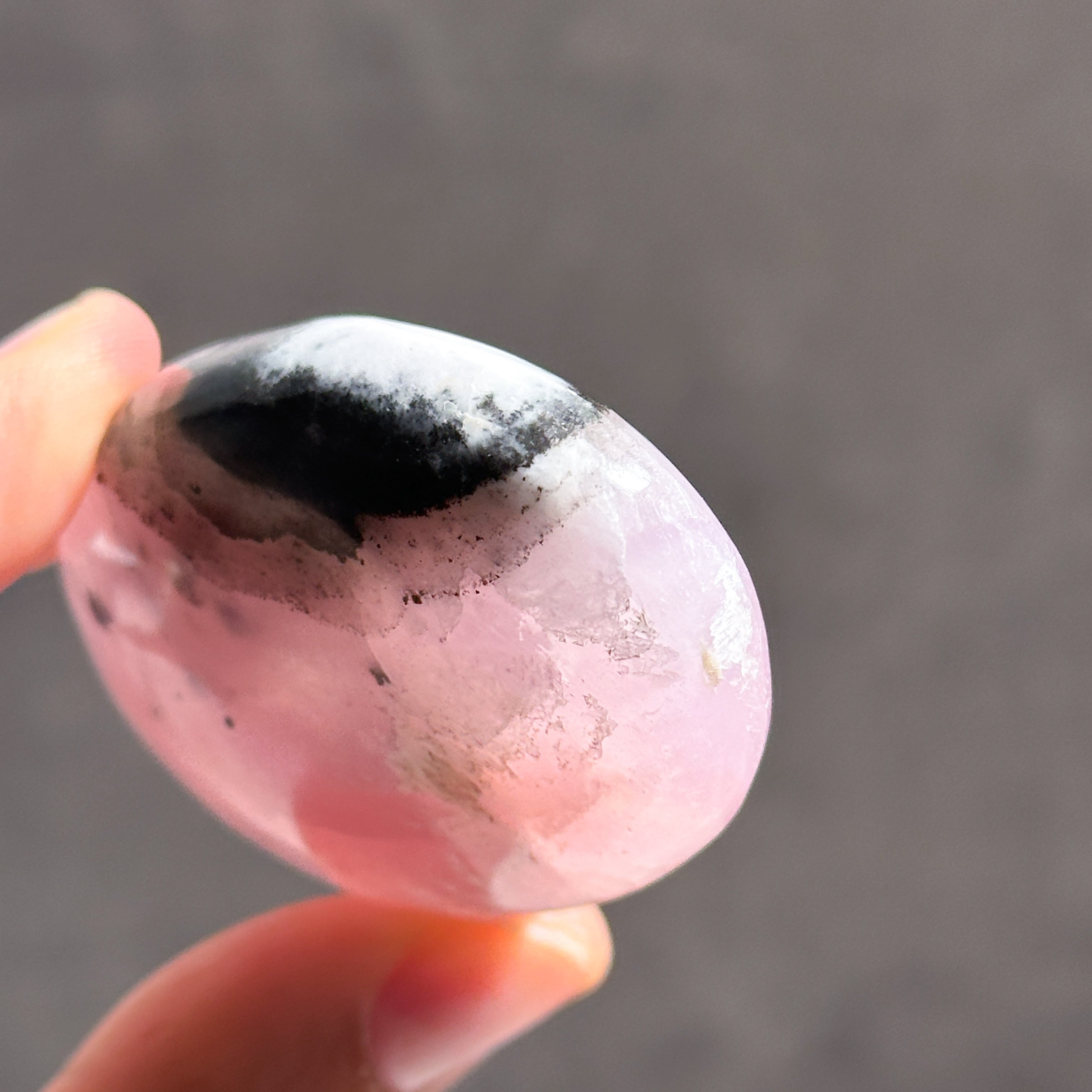 ピンクアラゴナイト パームストーン 72◇Pink Aragonite Palm Stone
