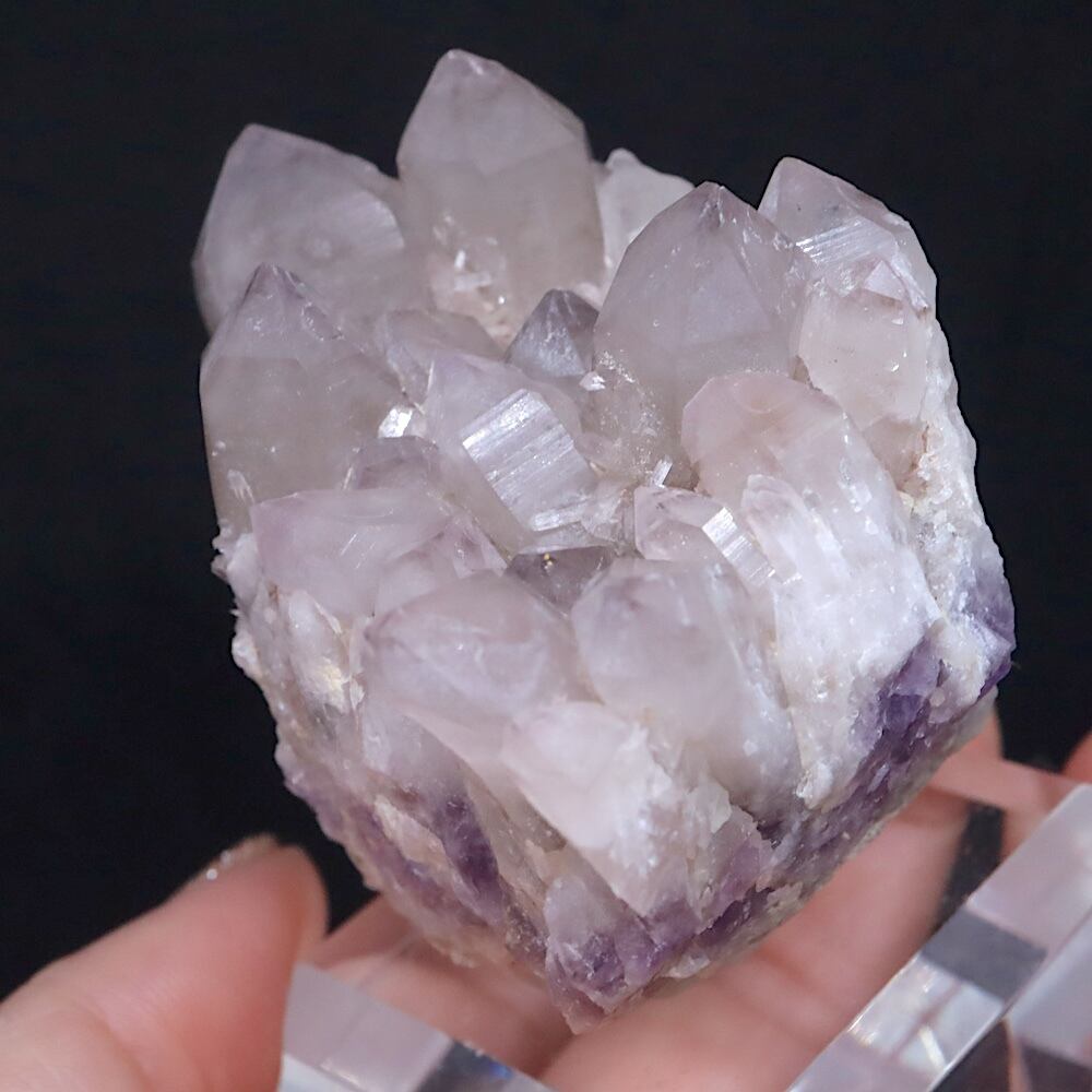 天使・神の指紋！アメジスト 紫水晶 クォーツ 172g AMT317 鉱物 原石