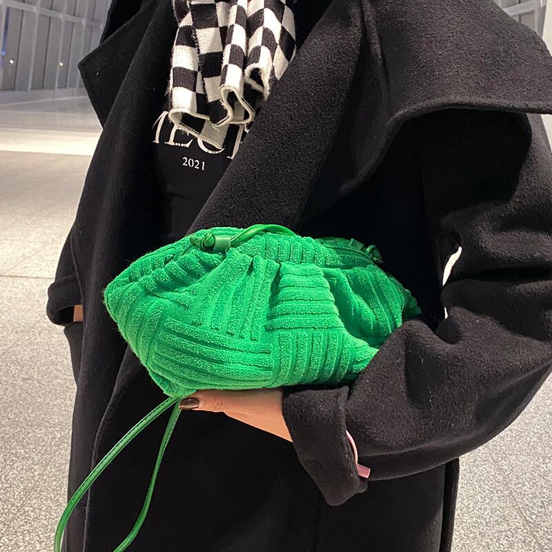 オータムウィンター 秋物 冬物 メッセンジャーバッグ Tiancai_Wing_Bag13616922025