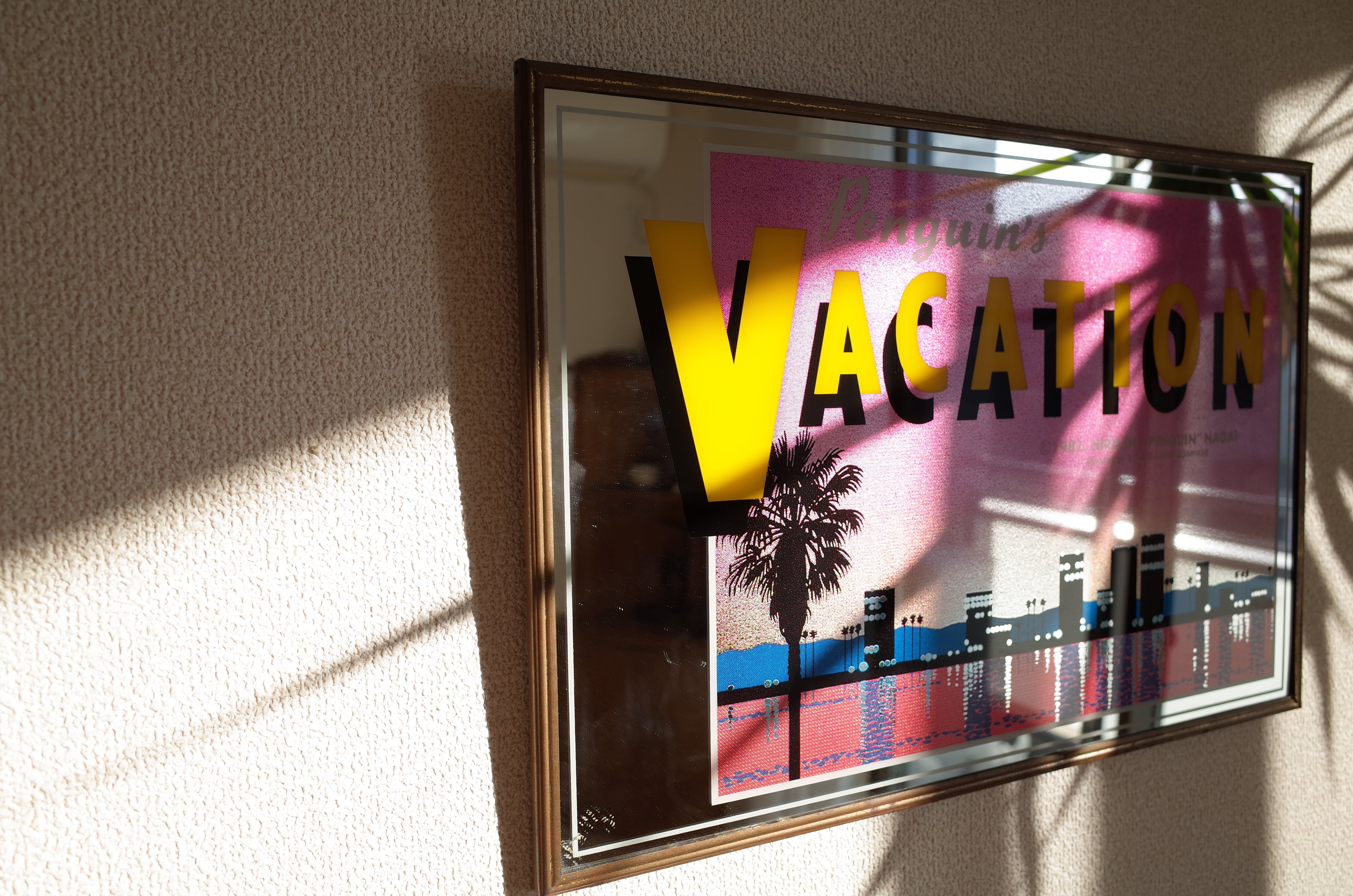 HIROSHI NAGAI “PENGUIN'S VACATION” PUB MIRROR | Loop