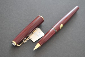 '70s　モンブラン ３２０　MONTBLANC 320　（中字）　14K　　　　　01752