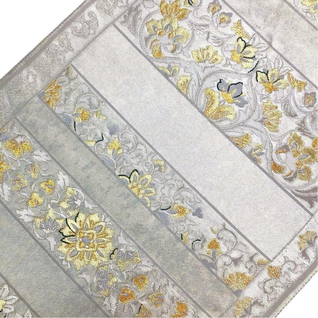 袋帯 煌びやかな横段花唐草模様 金銀糸 銀色 O-3625 | リユース着物  