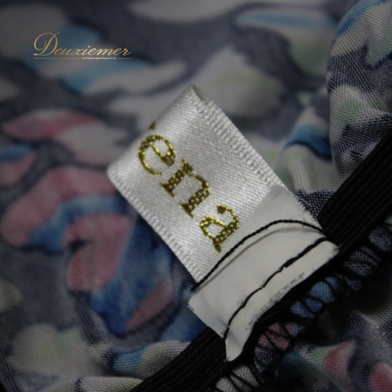 社交ダンス 衣装 スタンダード トップス レッスンウェア Leirena レイリーナ ピンク系 ネイビー系 イエロー系 ホワイト系 ブルー系 紺 水色 青 黄緑 マルチカラー 伸縮性 トップス レディース トレーニング ダンスウェア フィットネス 楽器 練習着 ショッピング カジュアル オシャレ 柄 着心地良い おしゃれ 体型 ヘルシー