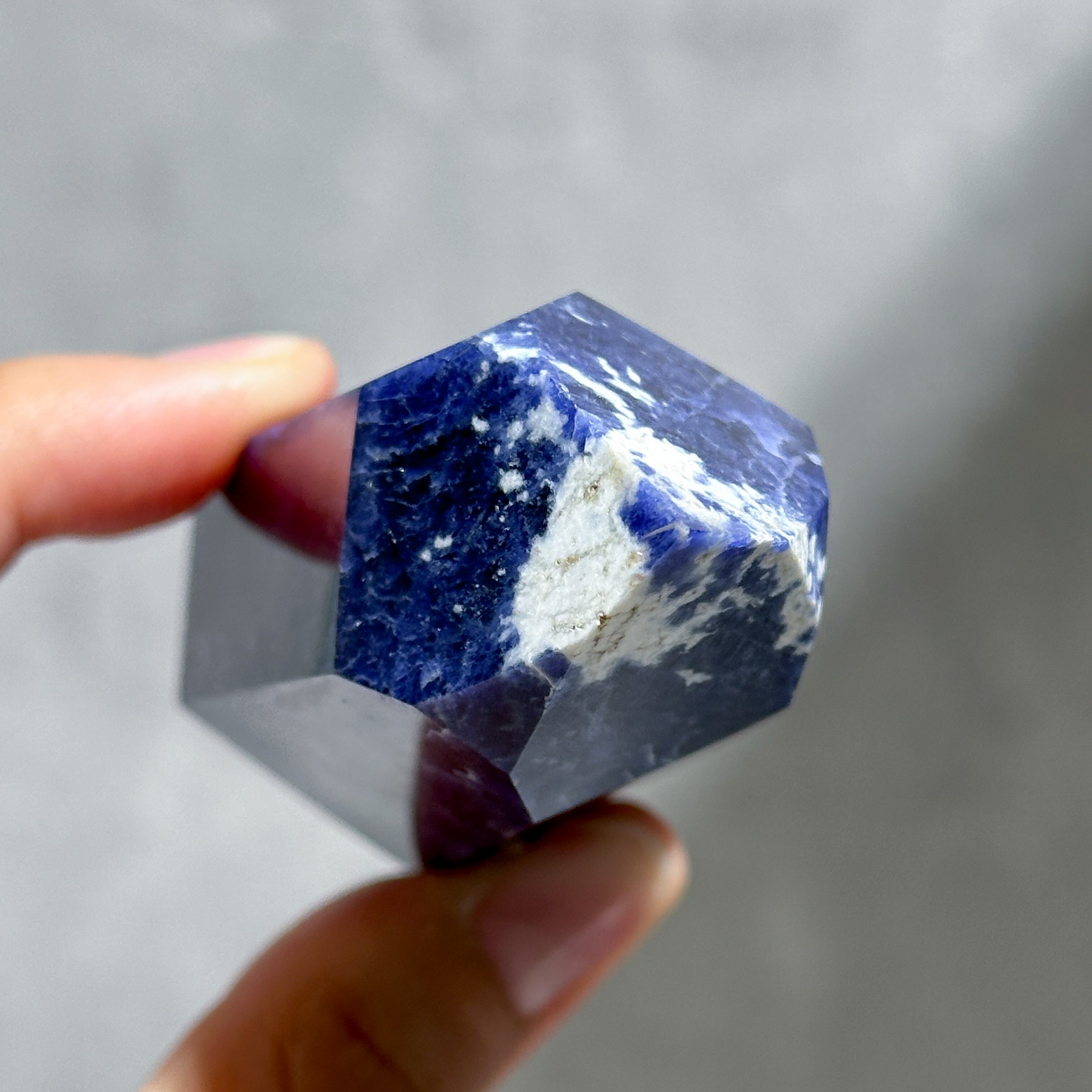 インペリアルソーダライト タワー型31◇ Imperial sodalite