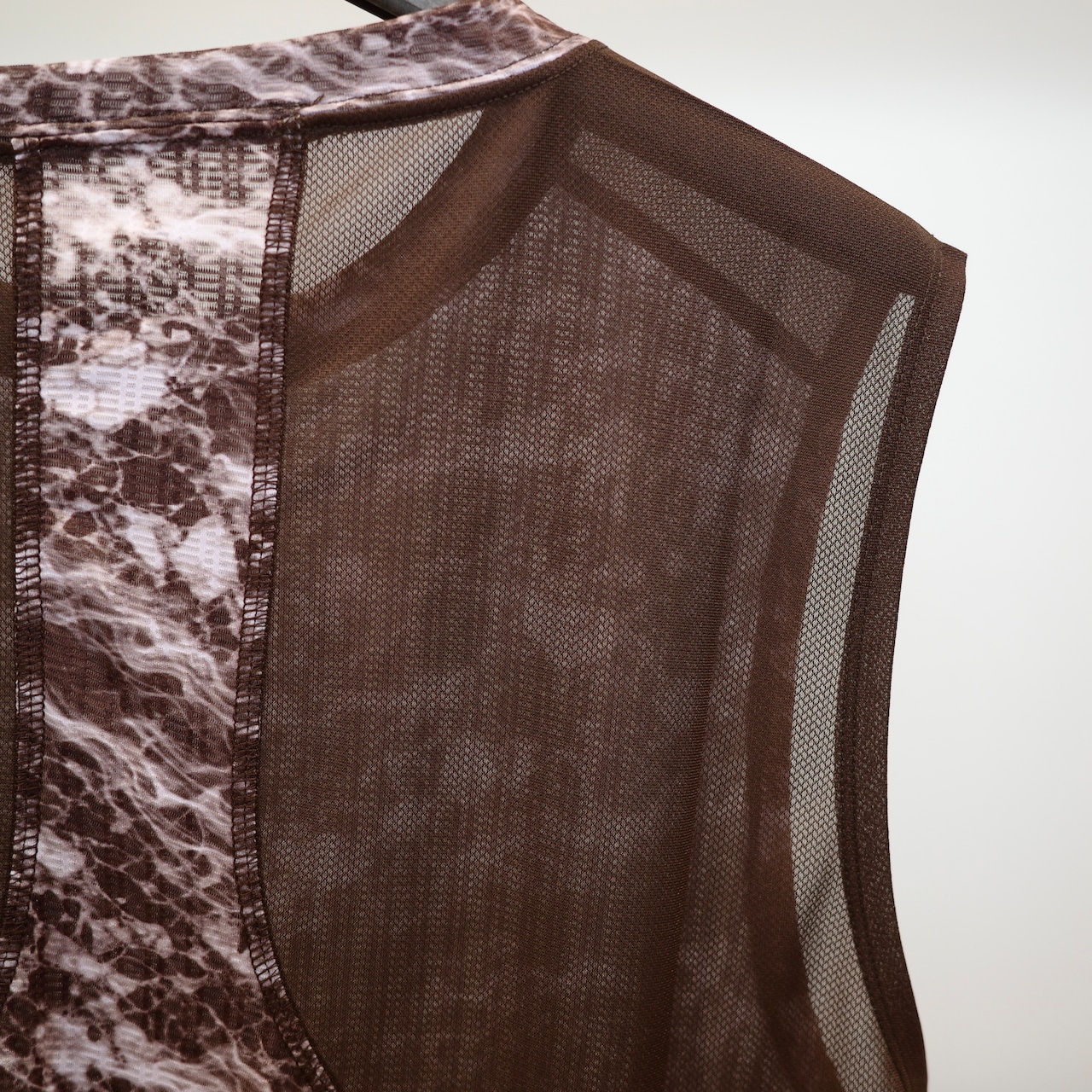 ONEDAY SLEEVELESS / MARBLE