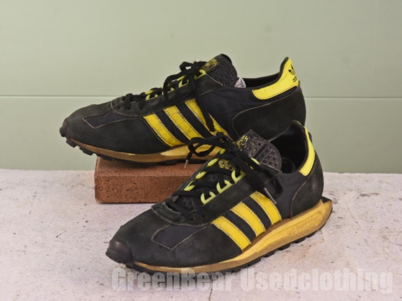 ビンテージ アディダス adidas フォーミュラ1 スニーカー 黒×黄 メンズ 