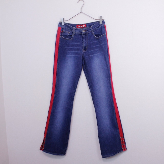 【Caka act2】Red Side Line Design Faded Denim Flared Pants