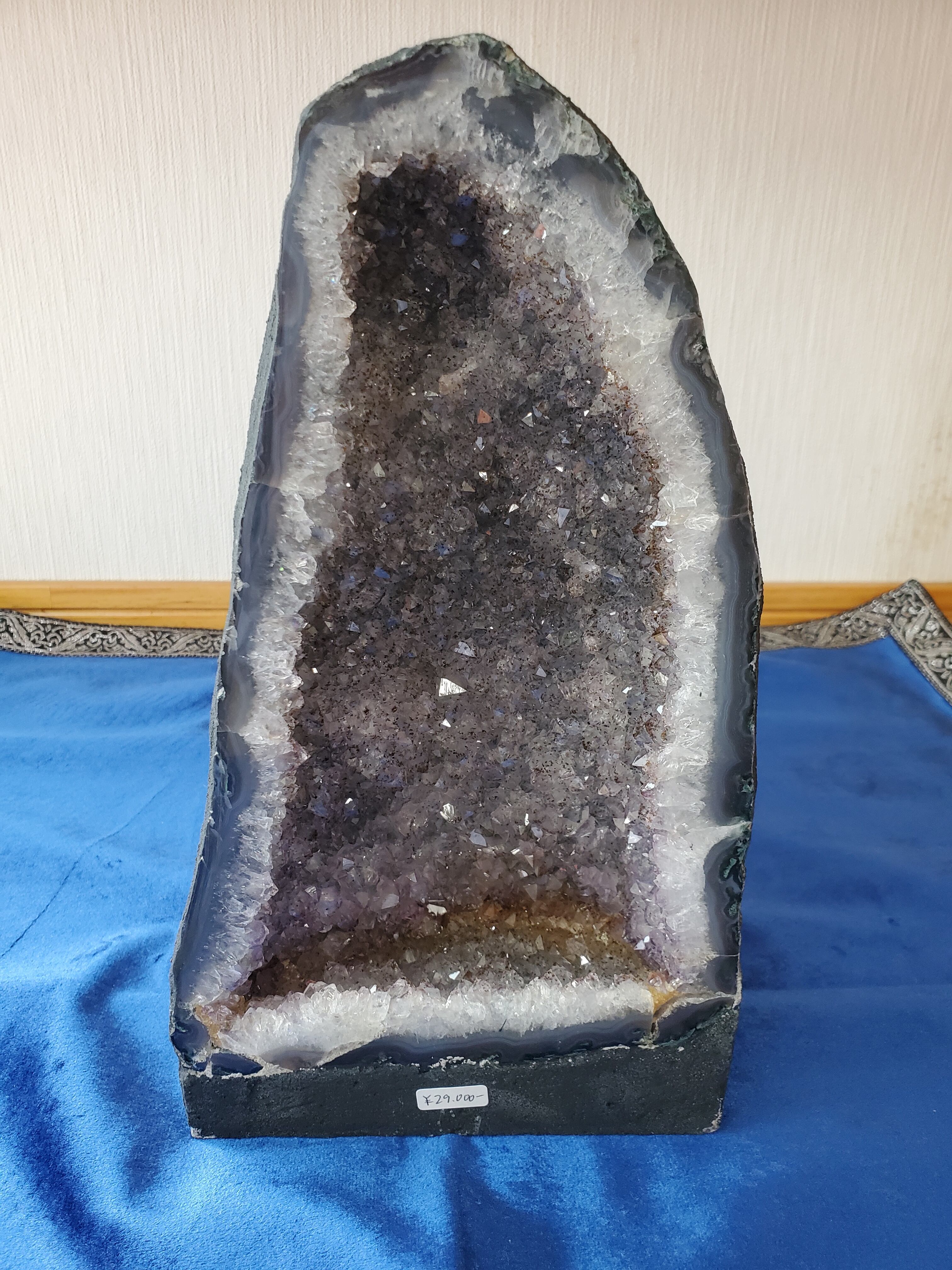 アメジストドームミニクラスター(ブラジル産) 台座込 本物保証 Y