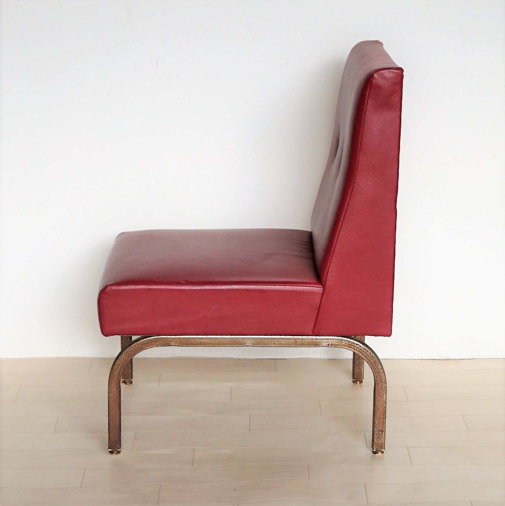 赤いビニールレザーの椅子 | 純喫茶家具の村田商會