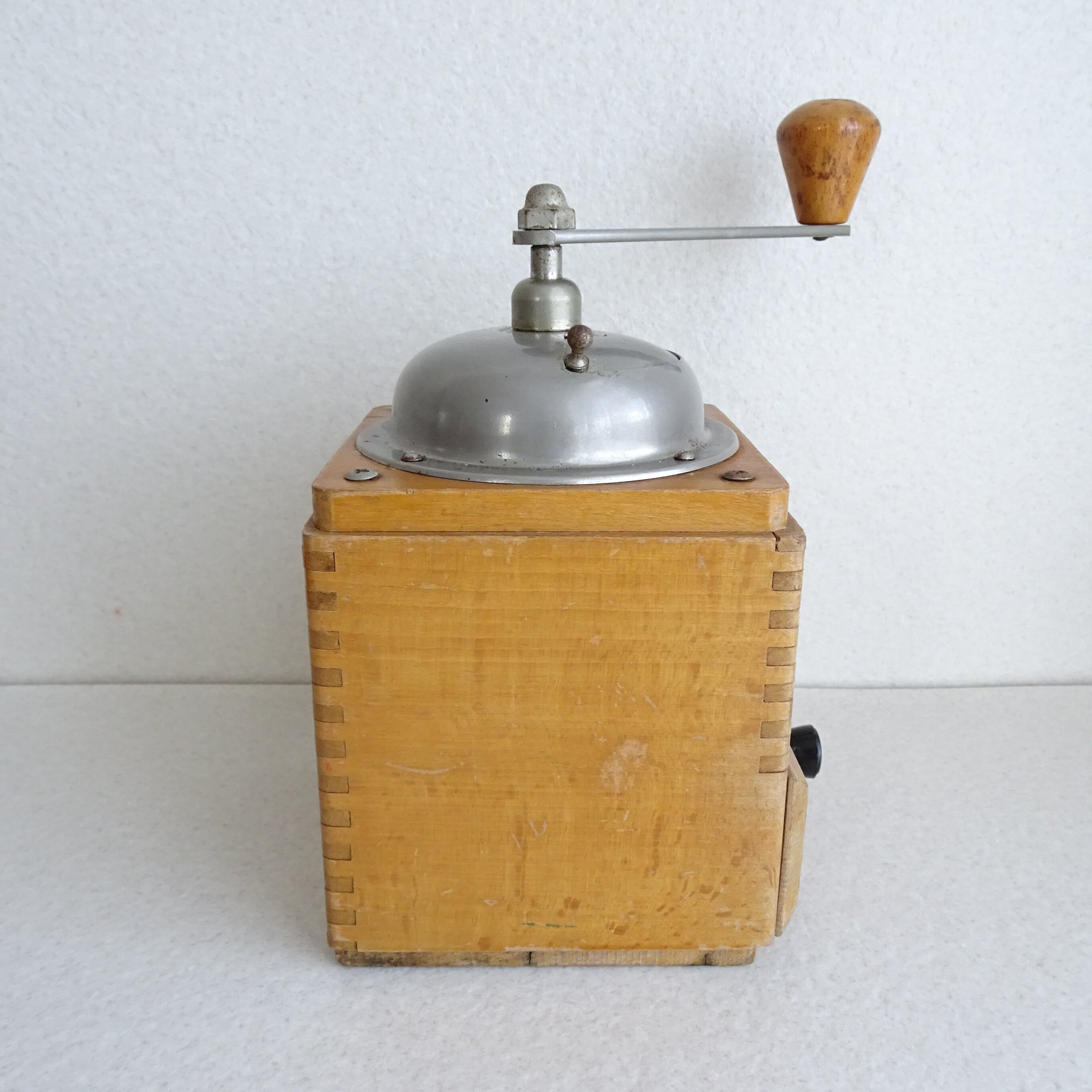 ぺーター・ディーネス 手廻しコーヒーミル | 純喫茶家具の村田商會