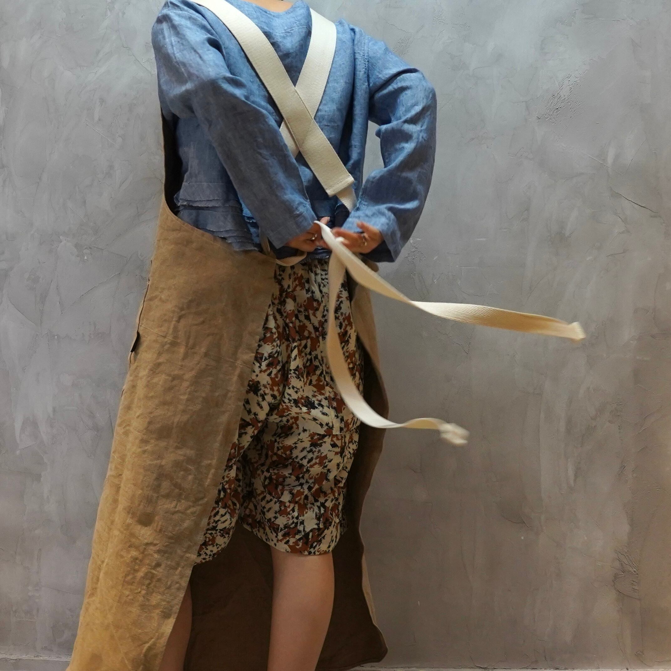 long apron vintage linen | motokitanaka