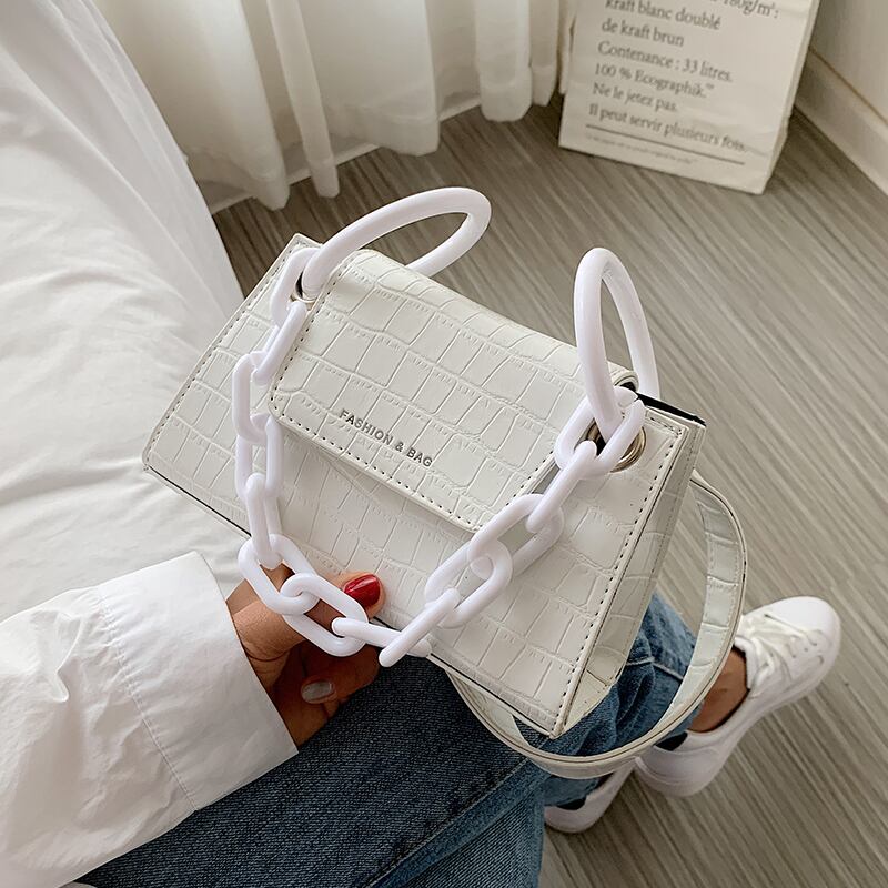 フレンチテクスチャー人気バッグ2020新作トレンディサマーネットレッドショルダーバッグインレディースオールマッチスモールスクエアバッグ Tiancai_Wing_Bag9839614