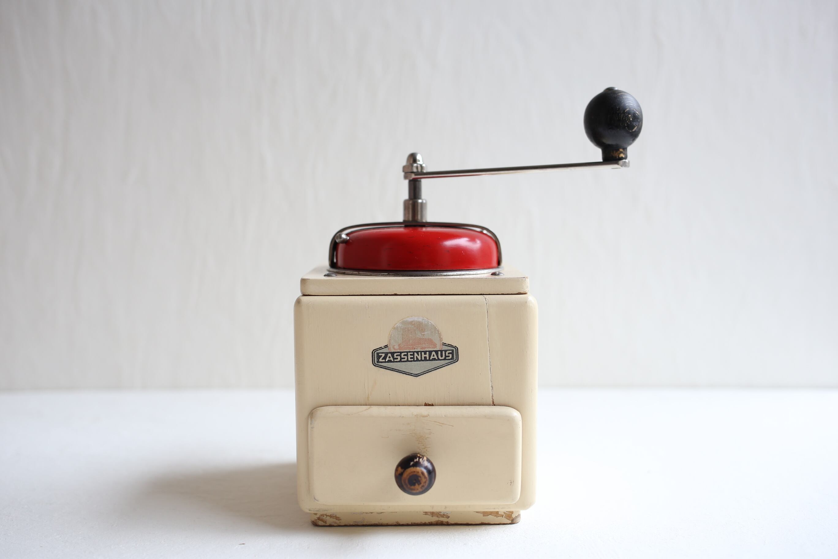 ドイツ アンティーク ヴィンテージ ZASSENHAUS ザッセンハウス コーヒーミル 白×赤 N-02862