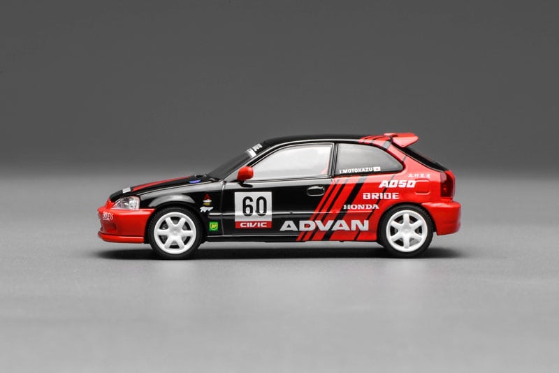 MOTORHELIX 1/64 ホンダ シビック タイプ R (EK9) Advan Livery MOTORHELIX 1/64 ホンダ シビック タイプ R (EK9) Advan Livery