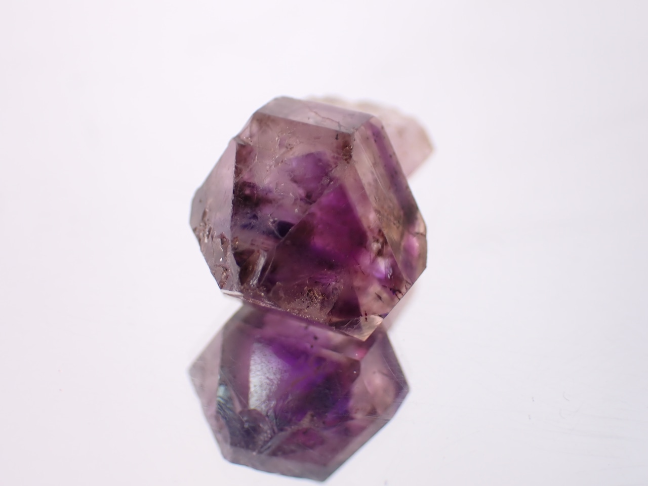 スーパーセブン原石　21.9ct　[D1‐103]