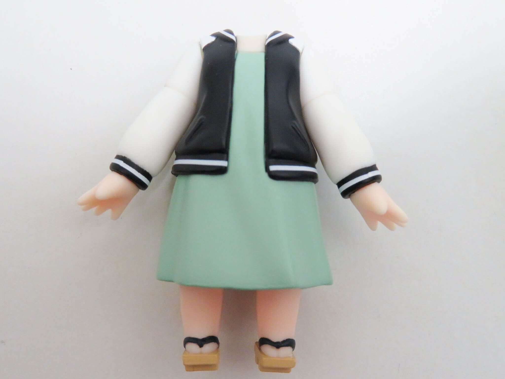 再入荷(A-ランク)【2269】 廣井きくり 体パーツ 私服 ねんどろいど