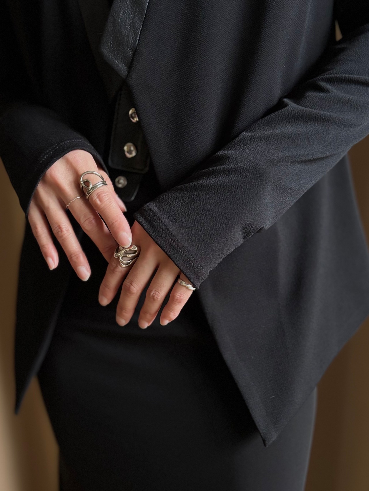 classic noir brooch set light jacket-5195-3