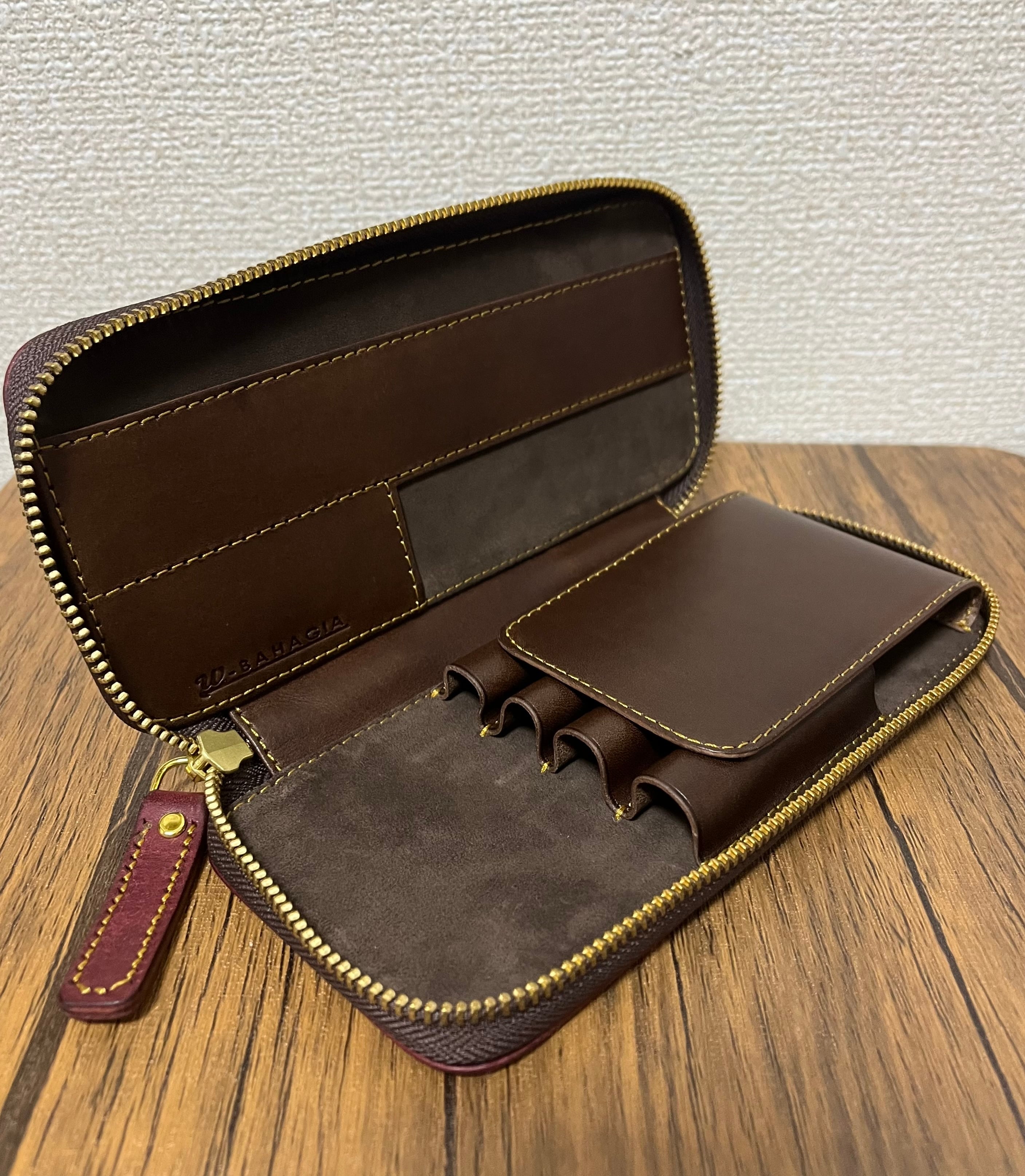 バハギア ペンケース ラウンドジップ型 プエブロ モスト | Bahagia & Craft