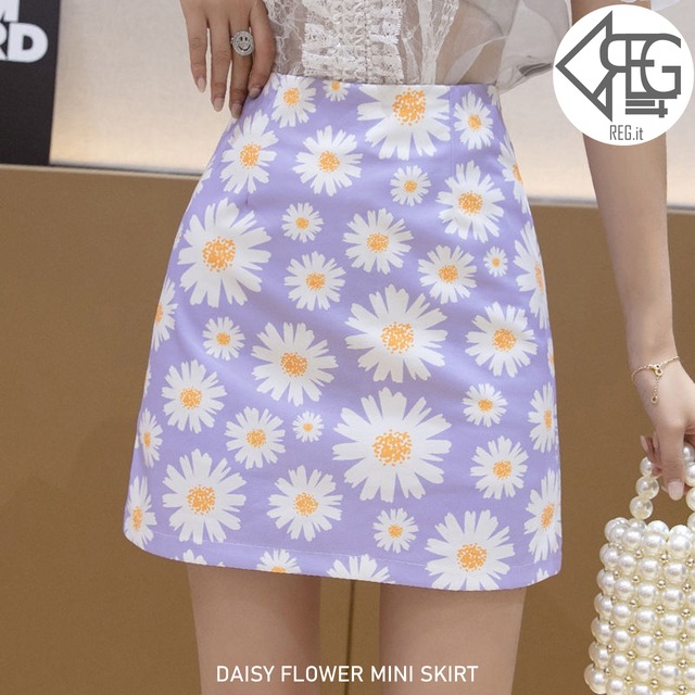 【REGIT】DAISY FLOWER MINI SKIRT S/S 韓国服 ミニ スカート ボトム Aライン 花柄 春 膝上 ショート丈 プチプラ 10代 20代 着回し 着映え 着痩せ 美脚 ネット通販 S/S