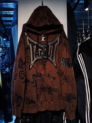 "TAPOUT"Gothic all over pattern design zip-up hoodie
