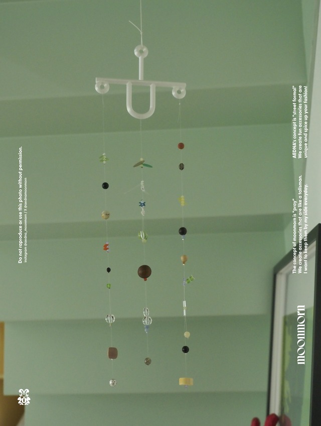 Hanging mobiles [ pop ]