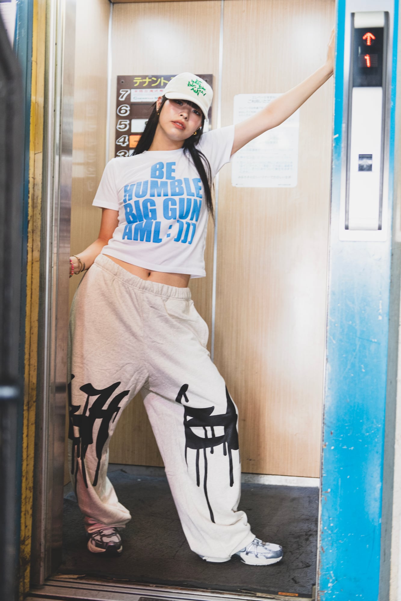BHBG SWEAT PANTS Design by NATSUKI RR-NK-004 | ROADRUNNER BHBG SWEAT PANTS Design by NATSUKI RR-NK-004 | ROADRUNNER