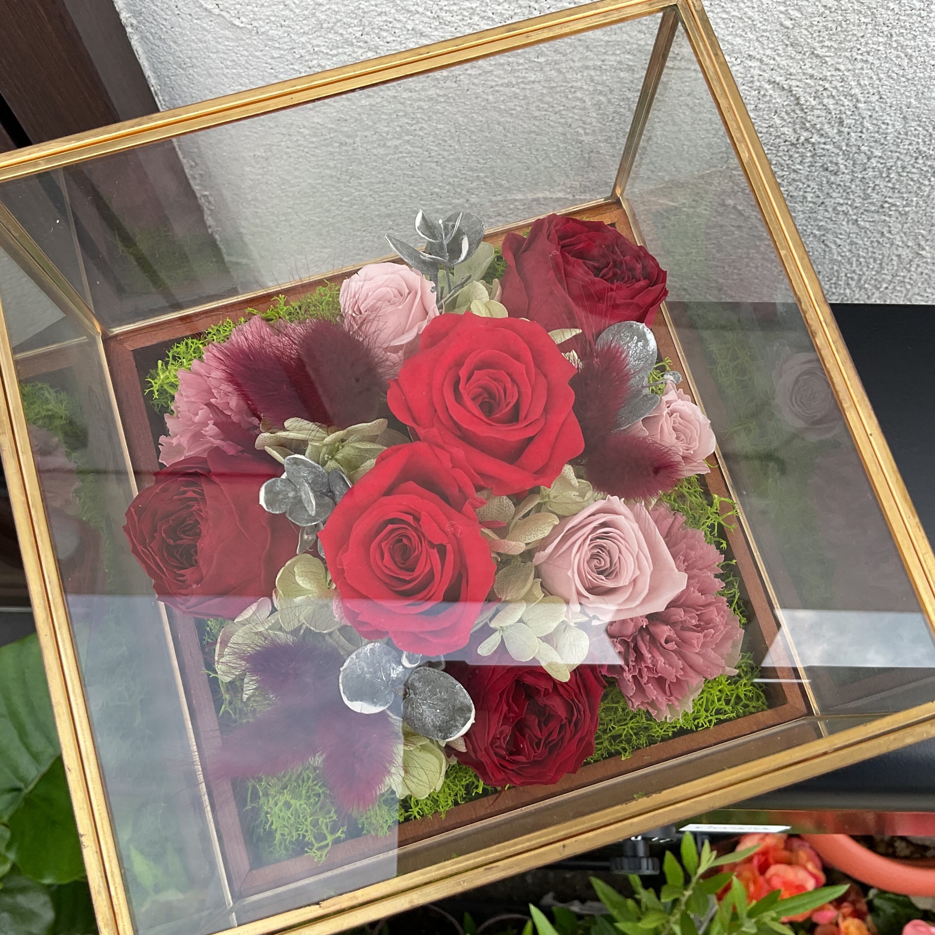 レンデフロール　赤いバラ　プリザーブドフラワー　ケース入り レンデフロール 赤いバラ プリザーブドフラワー ケース入り Reine De