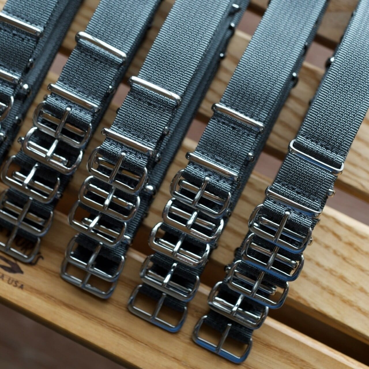 Bark Outsiders : Genuine NATO Strap® For Nylon / Coyote and Black