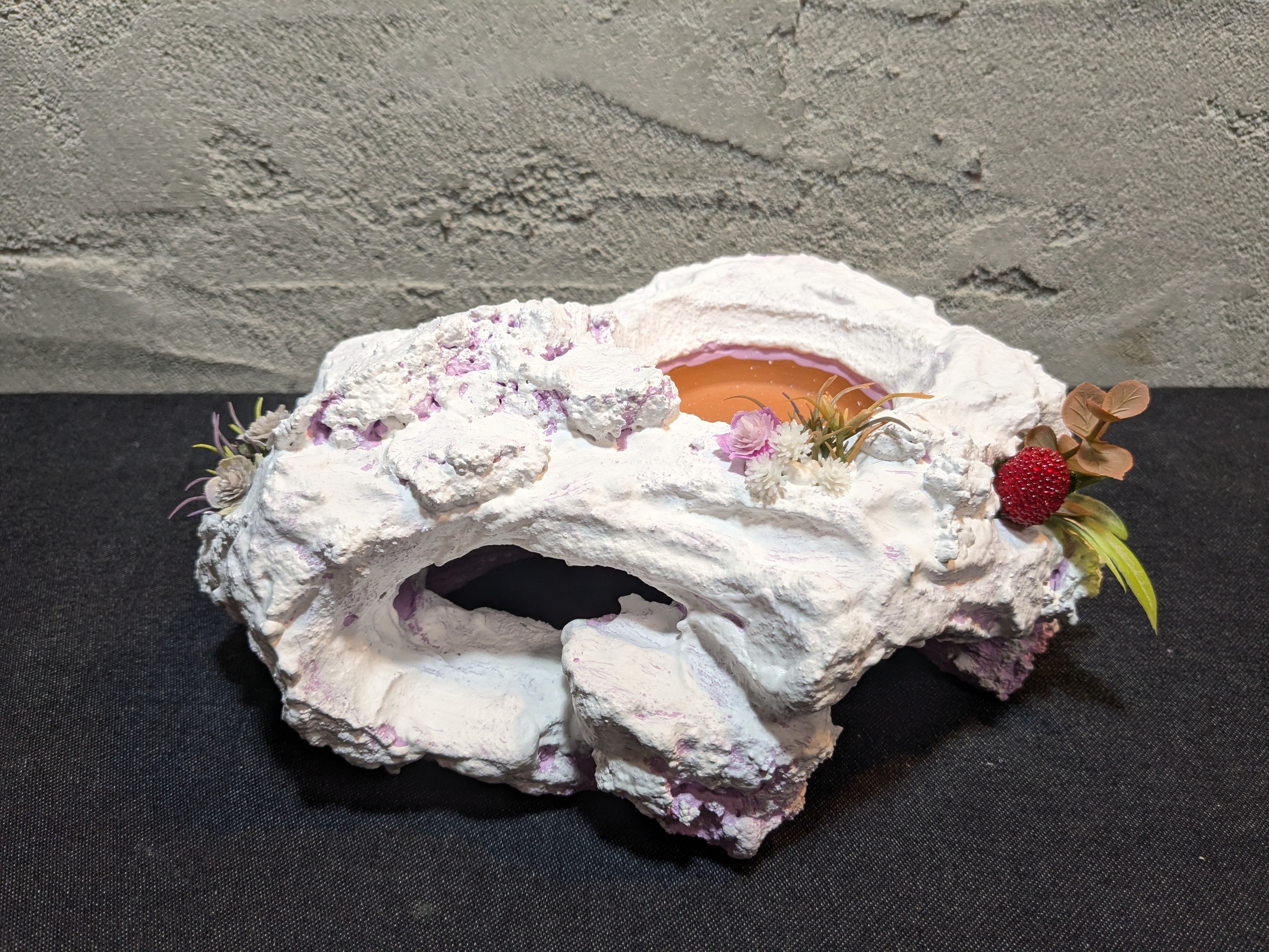 爬虫類用造形アート ともえ屋