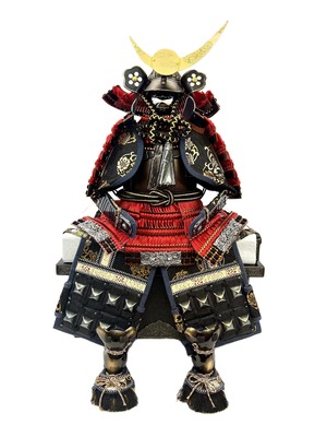 屏風　飾台　弓太刀　付き 8号 上杉謙信 鎧　A8　赤縅糸 セット　五月人形　鎧飾り　鎧　戦国武将　戦国武将の兜　兜飾り　コンパクト　端午の節句　初節句　お祝い　こどもの日　海外へのお土産　こだわりの兜　日本文化　日本伝統　日本土産　菖蒲の節句　節句飾り　かぶと　虎　龍　竜　伝統工芸