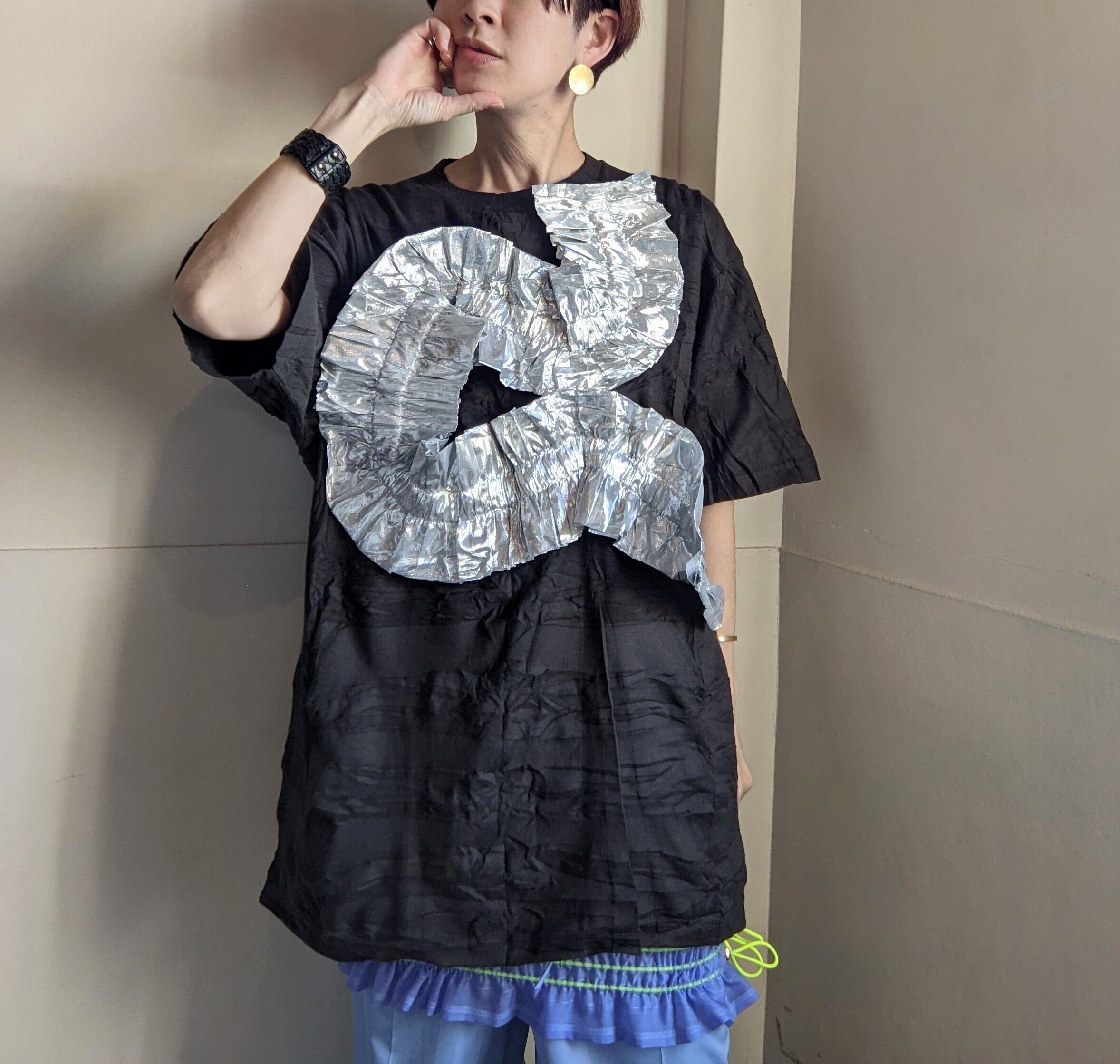 残り1点◉別注カラー［ HOUGA ］ホウガ / stone T / black × silver frill / Size2 | 服と雑貨ume 　 大阪市北区中津 セレクトショップ powered by BASE