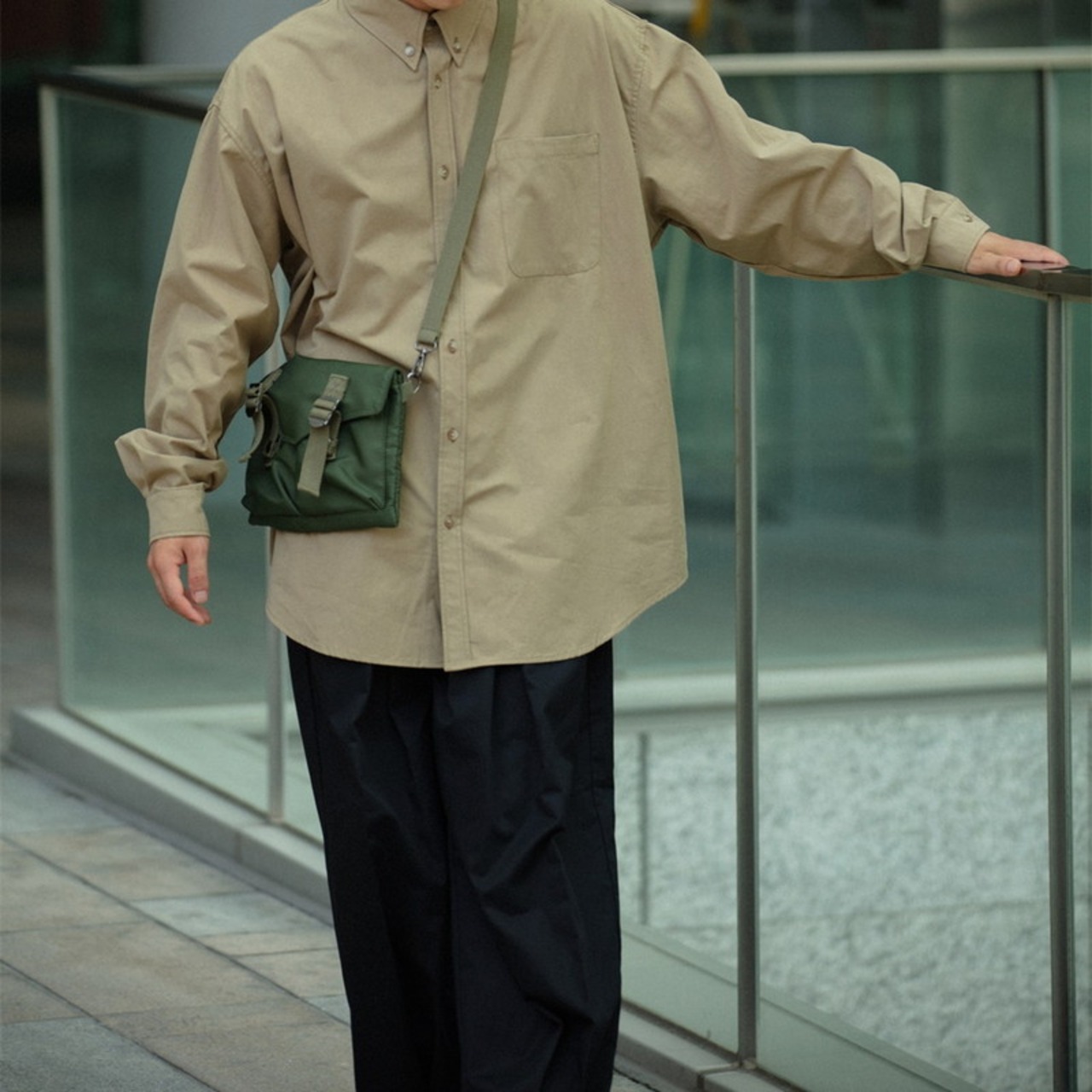 ドロップショルダーワイドファットシャツ　975