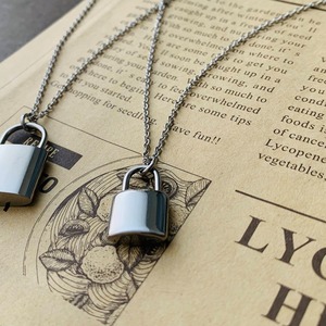 ステンレスパドロックネックレス（Mサイズ）