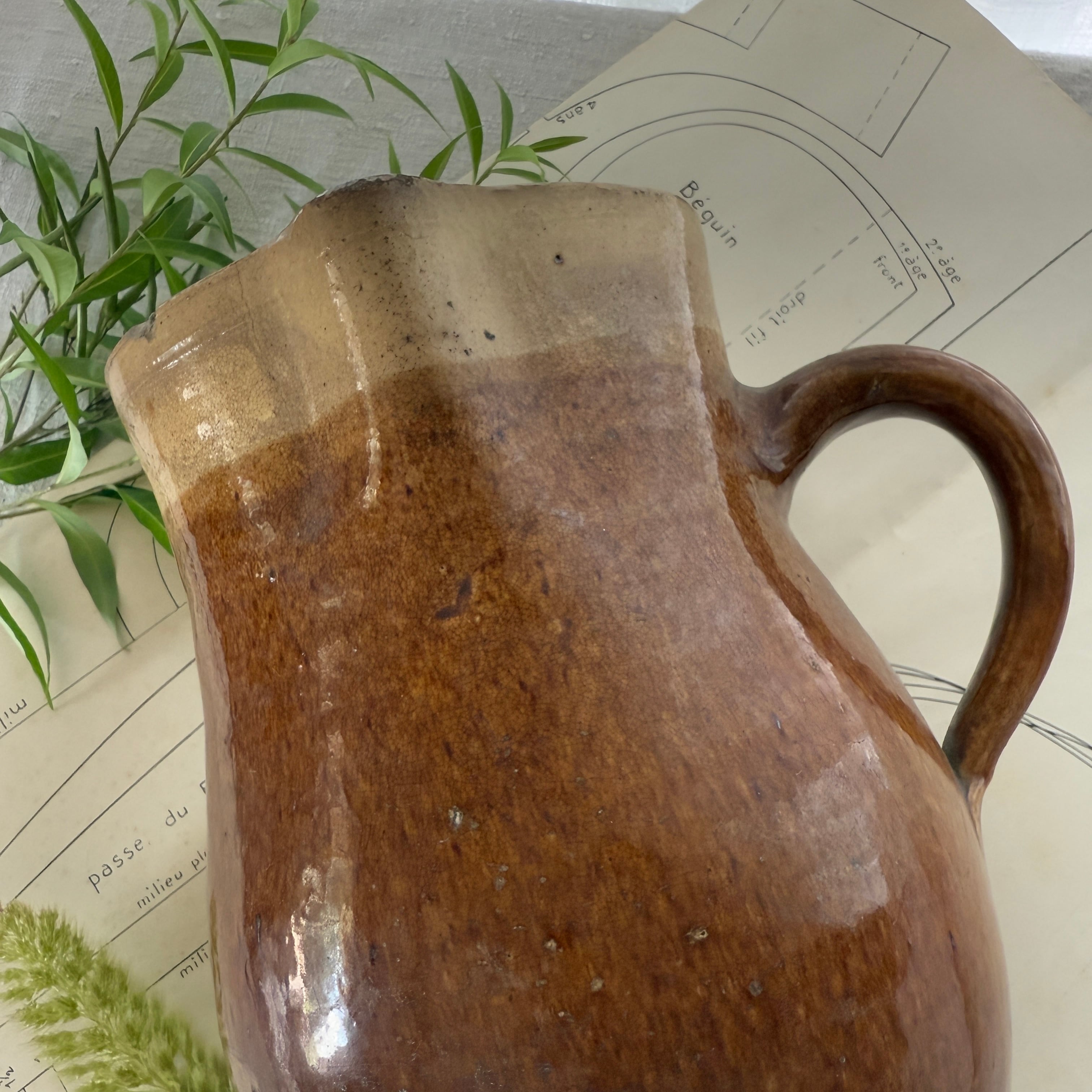 PITCHERS | valerievintage