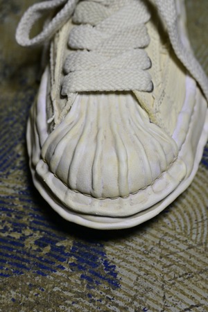 【26AW】MAISON MIHARA YASUHIRO ミハラヤスヒロ /  BLAKEY BLEACHED CANVAS LOW-TOP SNEAKERS / ローカットスニーカー /  A17FW731