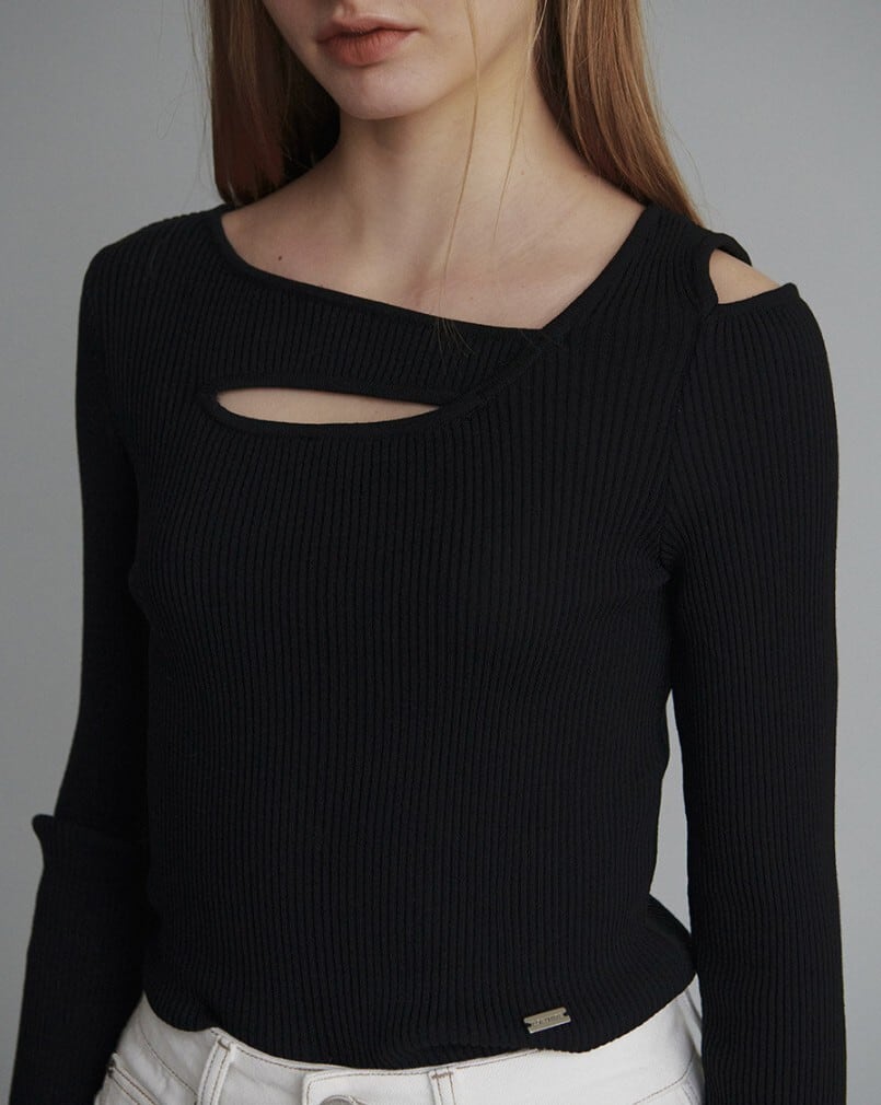 ☆LE SSERAFIM チェウォン 着用！！【LOEUVRE】Cut-out Knit Pullover
