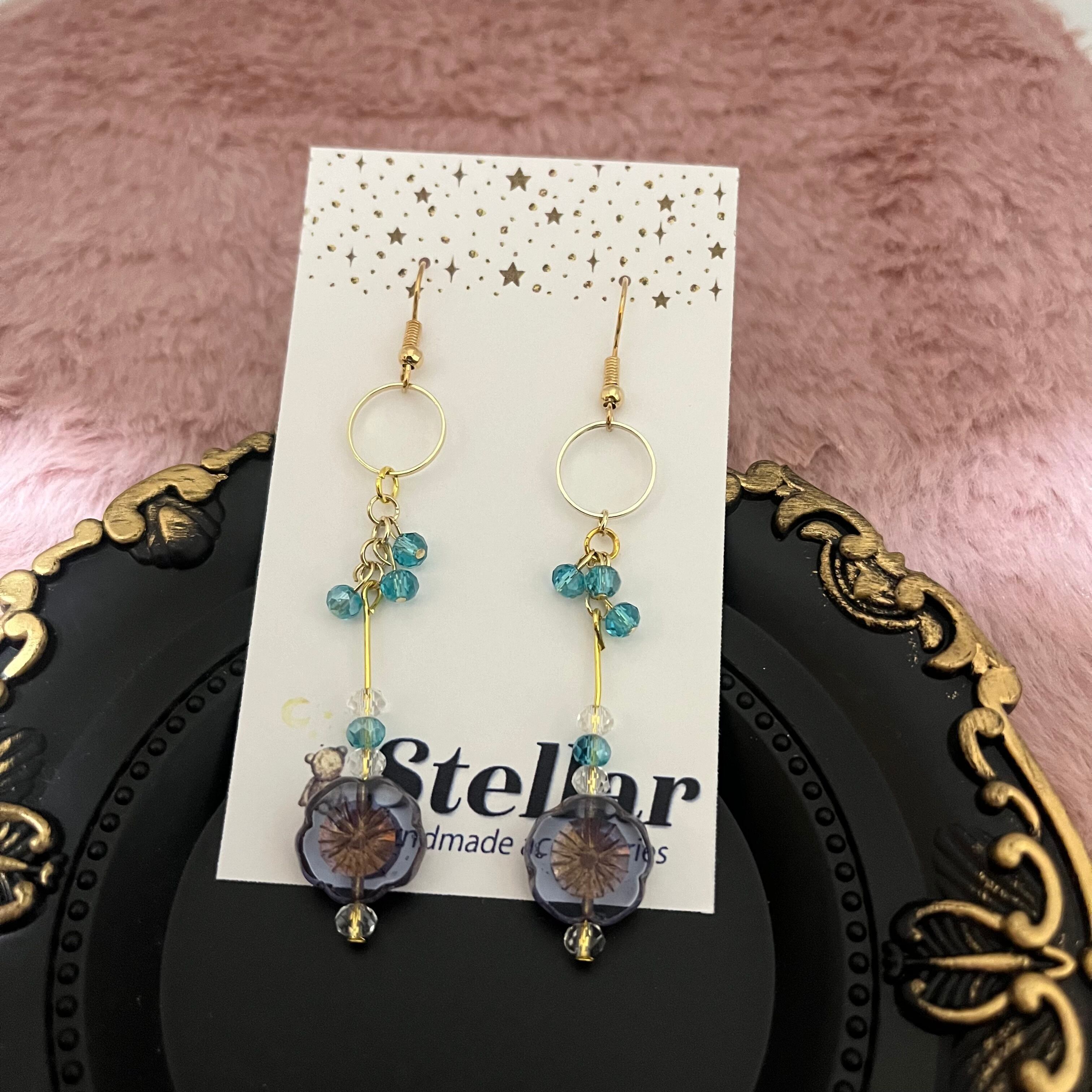 チェコビーズ×キラキラビーズゆらゆらピアス/イヤリング | stellar