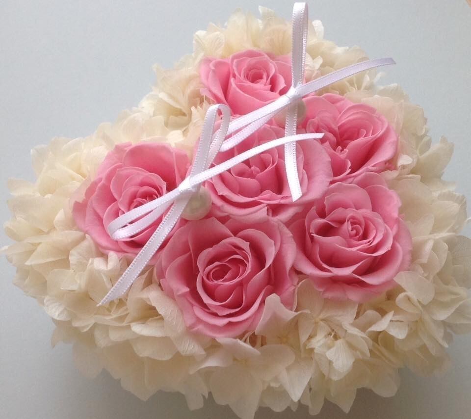 プリザーブドフラワー ハート型リングピロー 6輪 色はお選