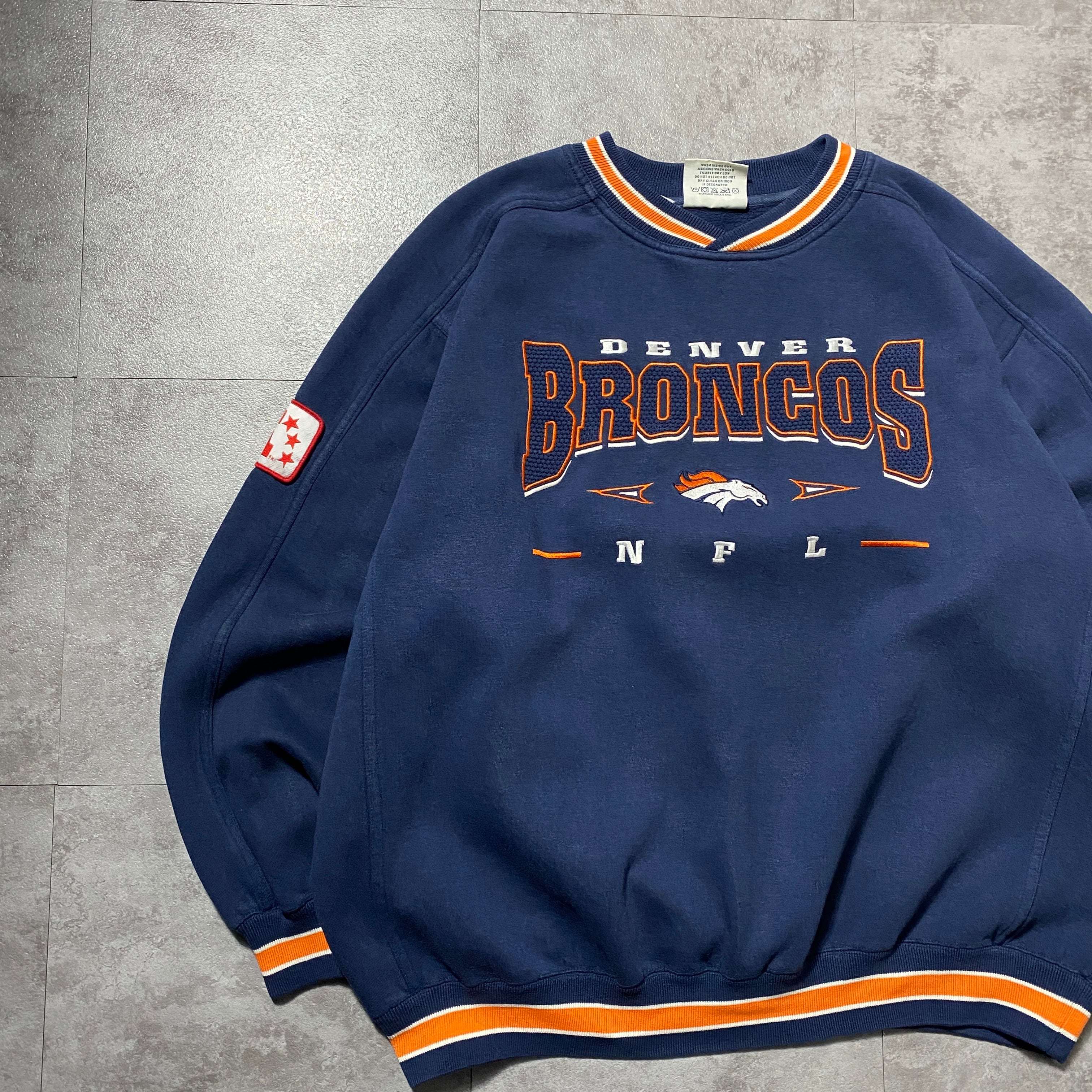 Size.XL】90's Lee Sport NFL BRONCOS ブロンコス 刺繍ロゴ ラインリブ
