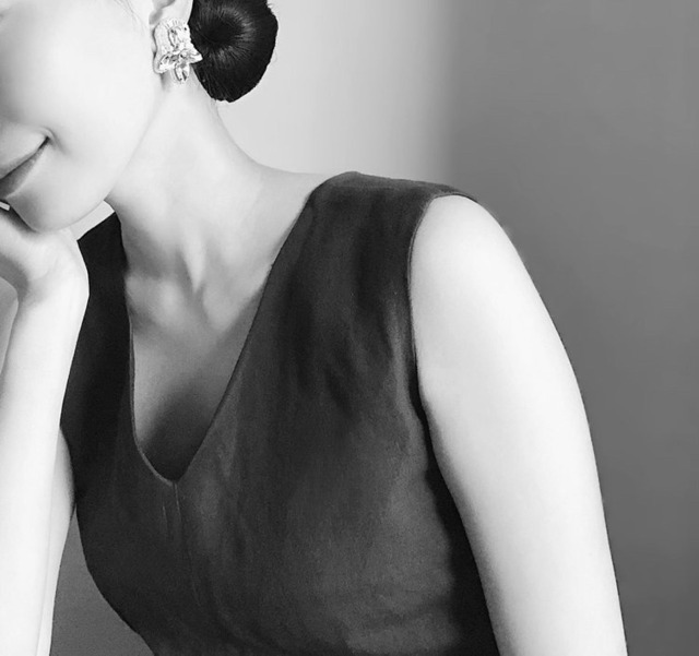 ◇B-5 クリスタルビジューピアス