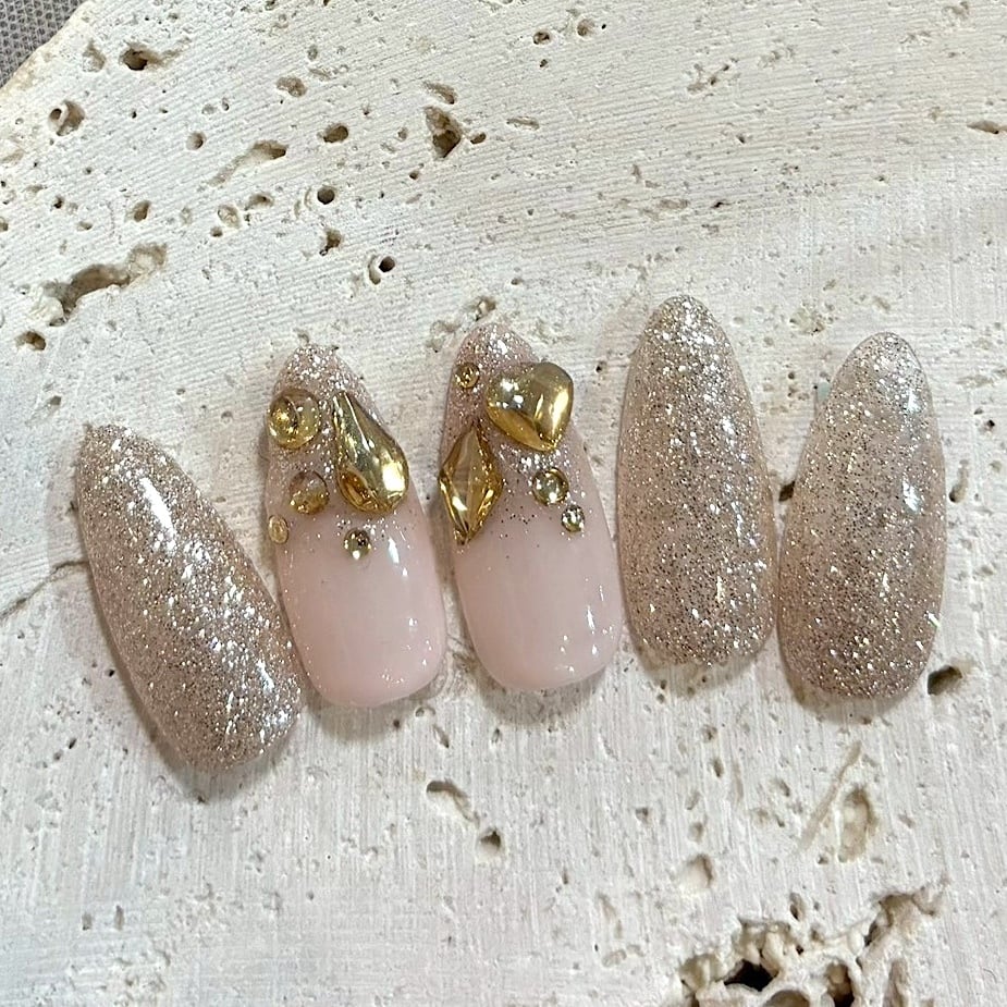nail chip by lala.