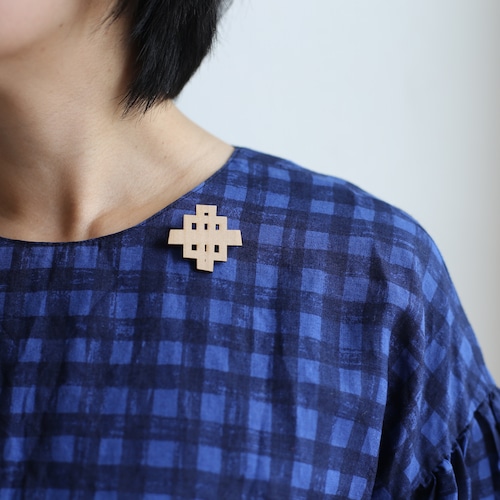 Waffle brooch small / ワッフルブローチ⼩